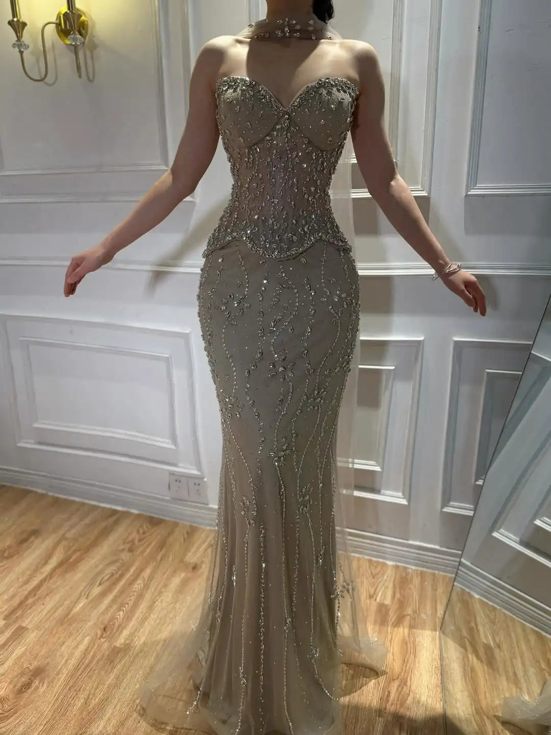 Aunber Customized Gorgeous Diamond Appliques Decoration Celebrity Evening Party Dresses Elegant Strapless Mermaid Prom Gowns