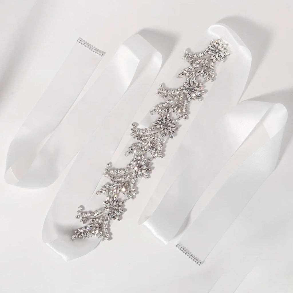 Luxury 41.5cm Rhinestone Wedding Belt High Quality Crystal Bridal Sash Silver Flower Applique for Evening Party Gown Prom Dress