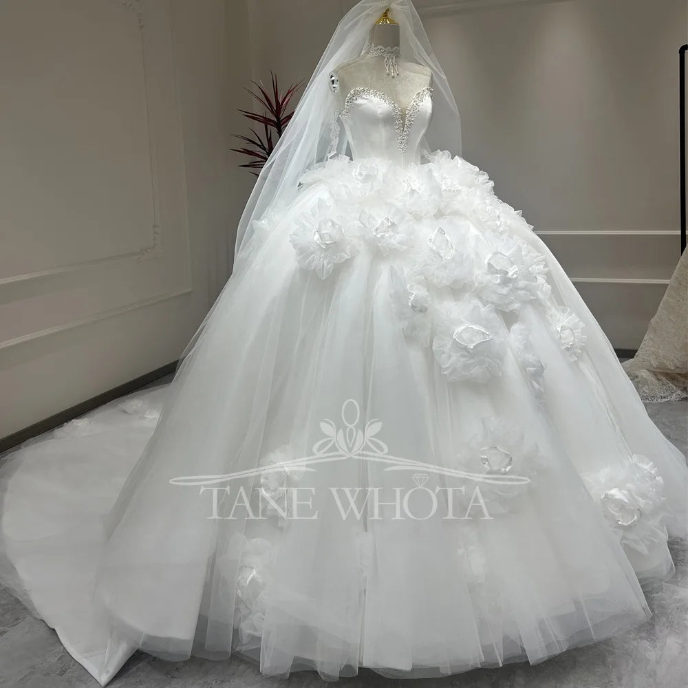 Elegant Sweetheart Sleeveless Ball Gown Wedding Dress With 3D Flower Beading Customizable Women's Special Occasion Gown