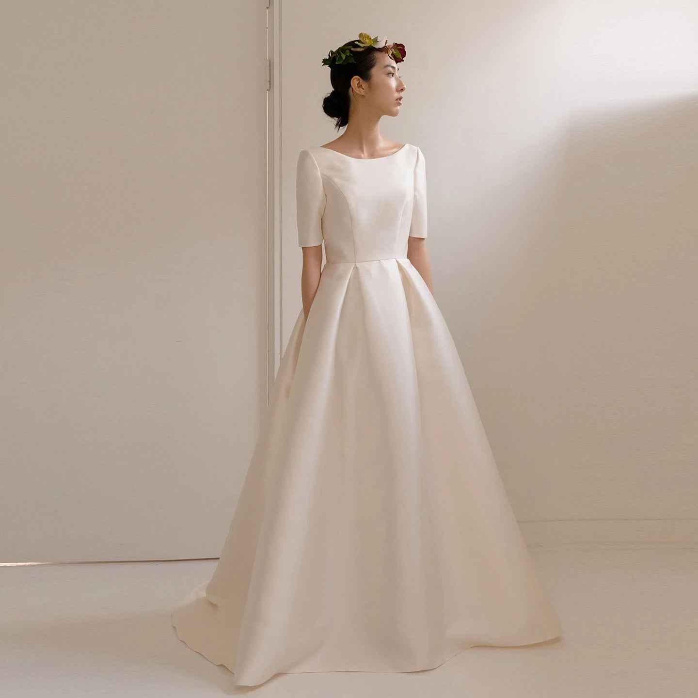 Elegant Mikado Satin Wedding Dress Short Sleeves Floor Length Simple Bridal Photoshoot Dress A Line Bridal Gown Custom Made