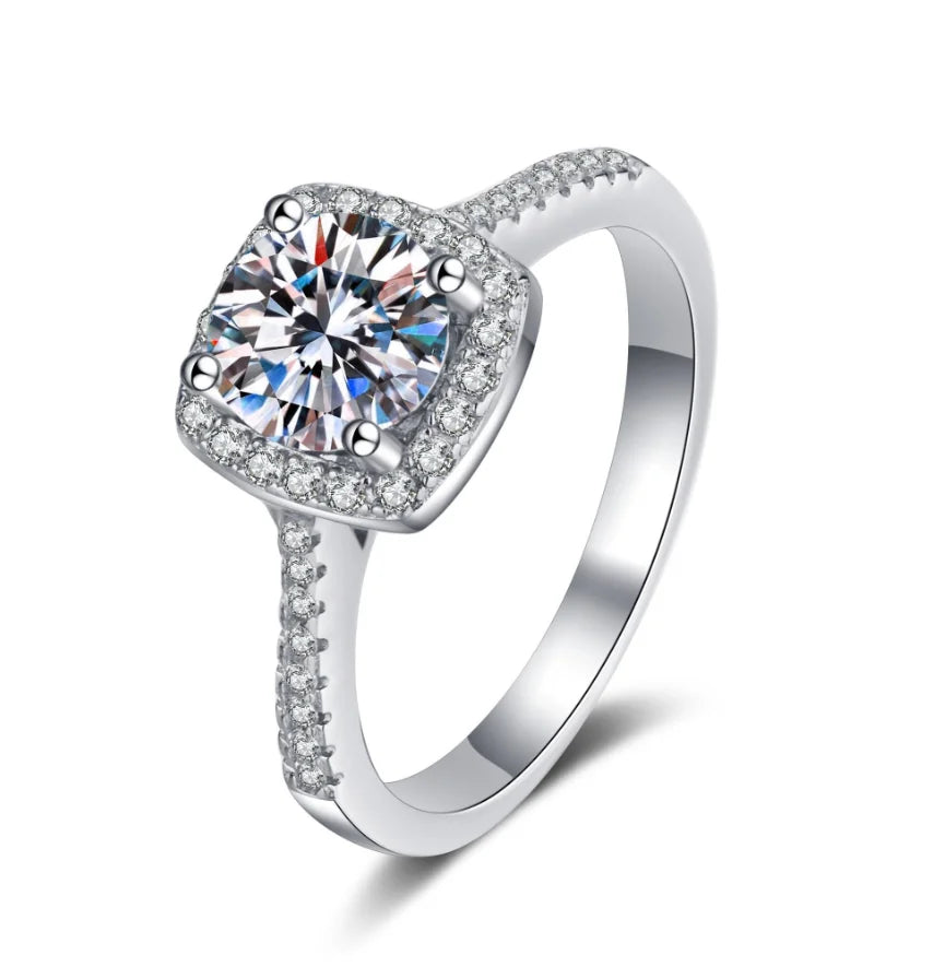 925 Sterling Silver Moissanite Ring for Women Halo Moissanite Engagement Ring Classic Sparkling Moissanite Jewelry Wedding Gift