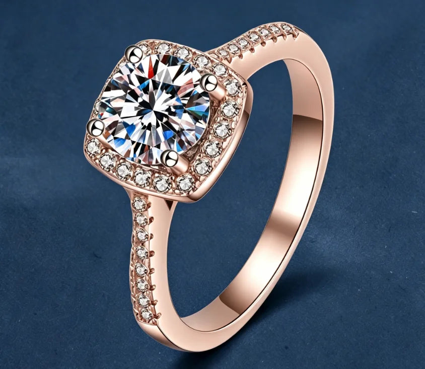 925 Sterling Silver Moissanite Ring for Women Halo Moissanite Engagement Ring Classic Sparkling Moissanite Jewelry Wedding Gift