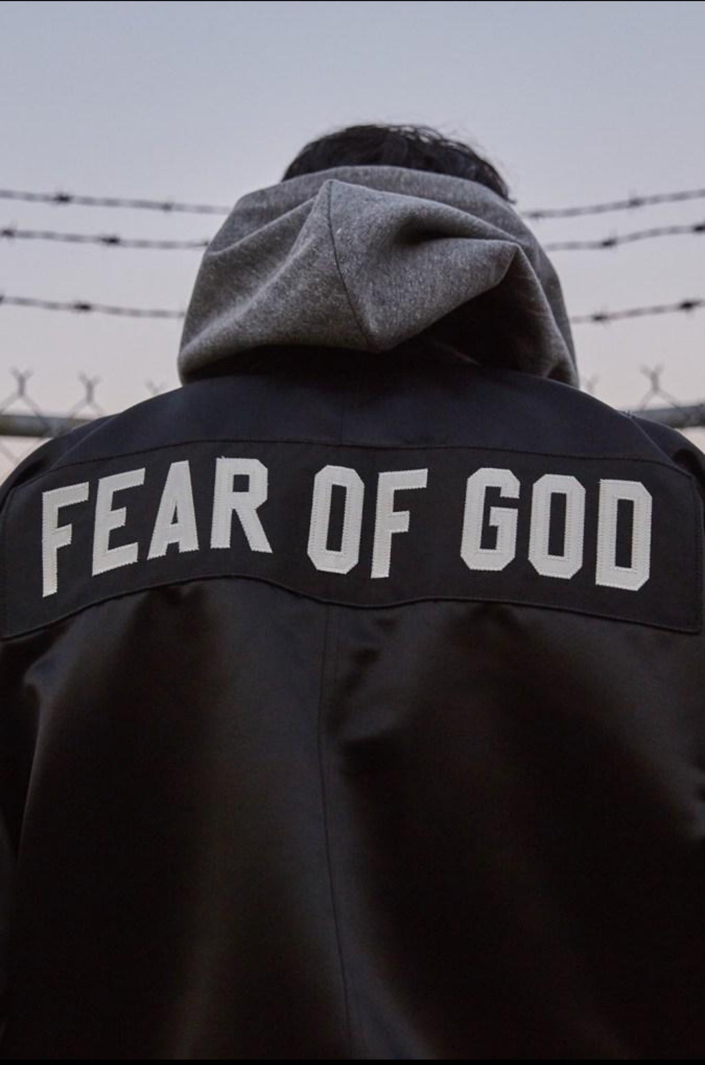 SIGNATURE HOODIE