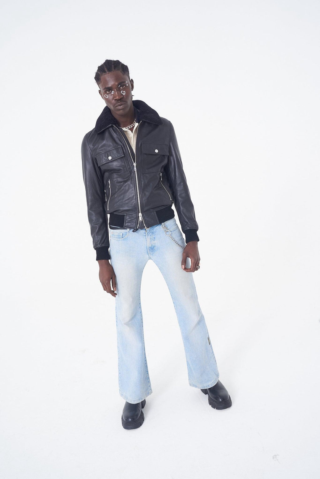 BOMBER JACKET