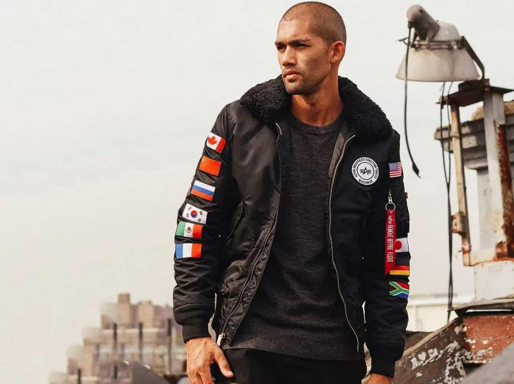 BOMBER JACKET