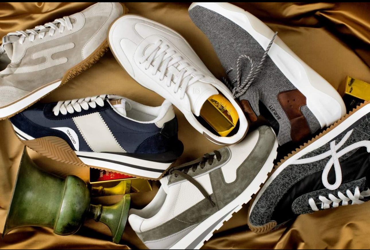 SNEAKERS