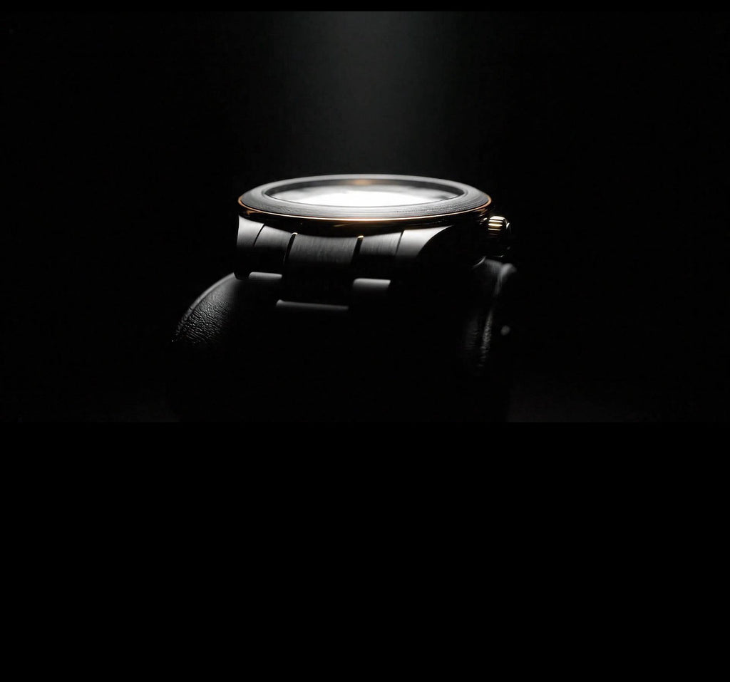 LUXURY WATCH