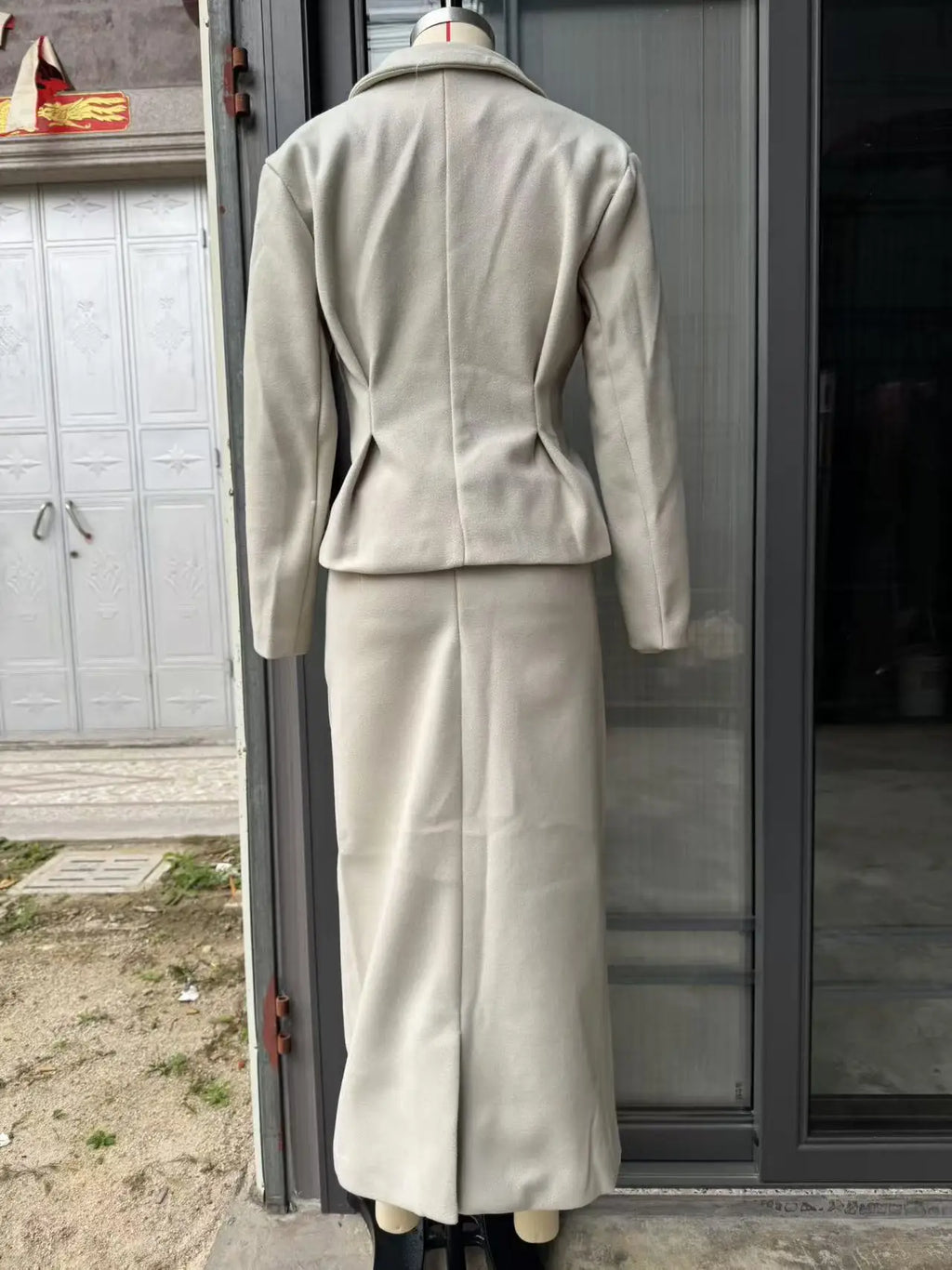 Women's 2025 Spring New European and American Style Suit  Ready to Ship Tailored Waist Blazer & Skirt Set