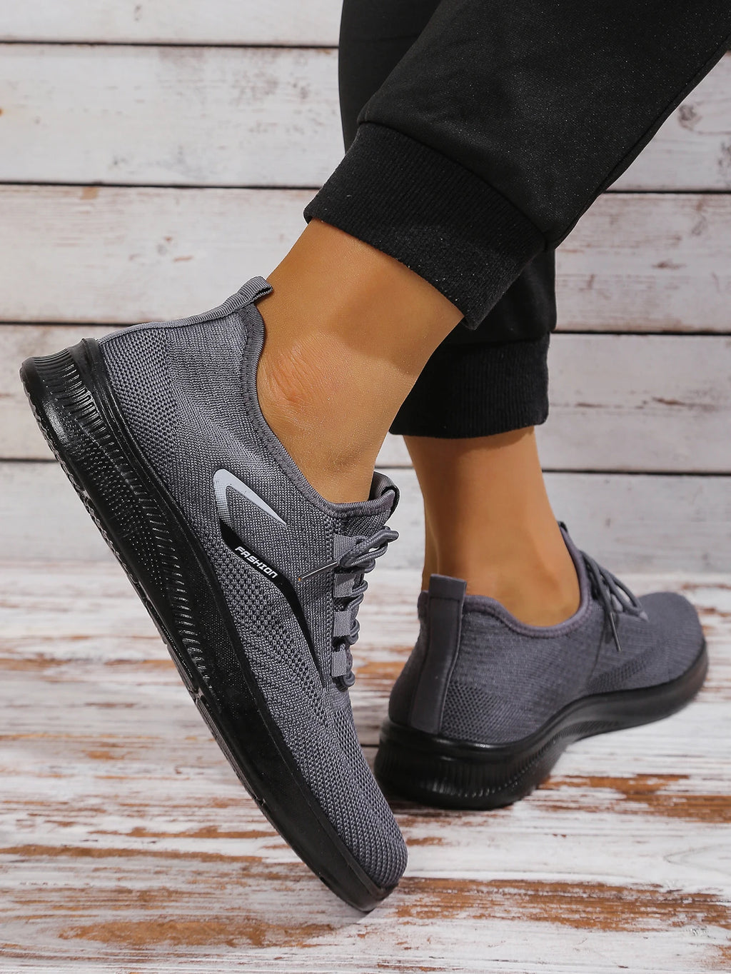Man Shoes Men's Casual Shoes with Polyurethane Ultra-Light Sole, the Upper Part Fits the Skin Better. Perfect for Summer!
