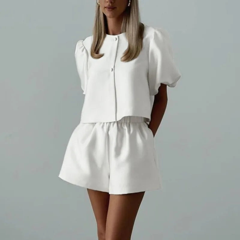 Chic Bubble Sleeve Two-Piece Set – Round Neck Top & High-Waist Shorts Outfit for Wome