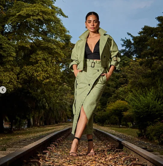 Luxe Urban Cargo Trench & Asymmetrical Skirt Set – Elegant Two-Piece Ensemble