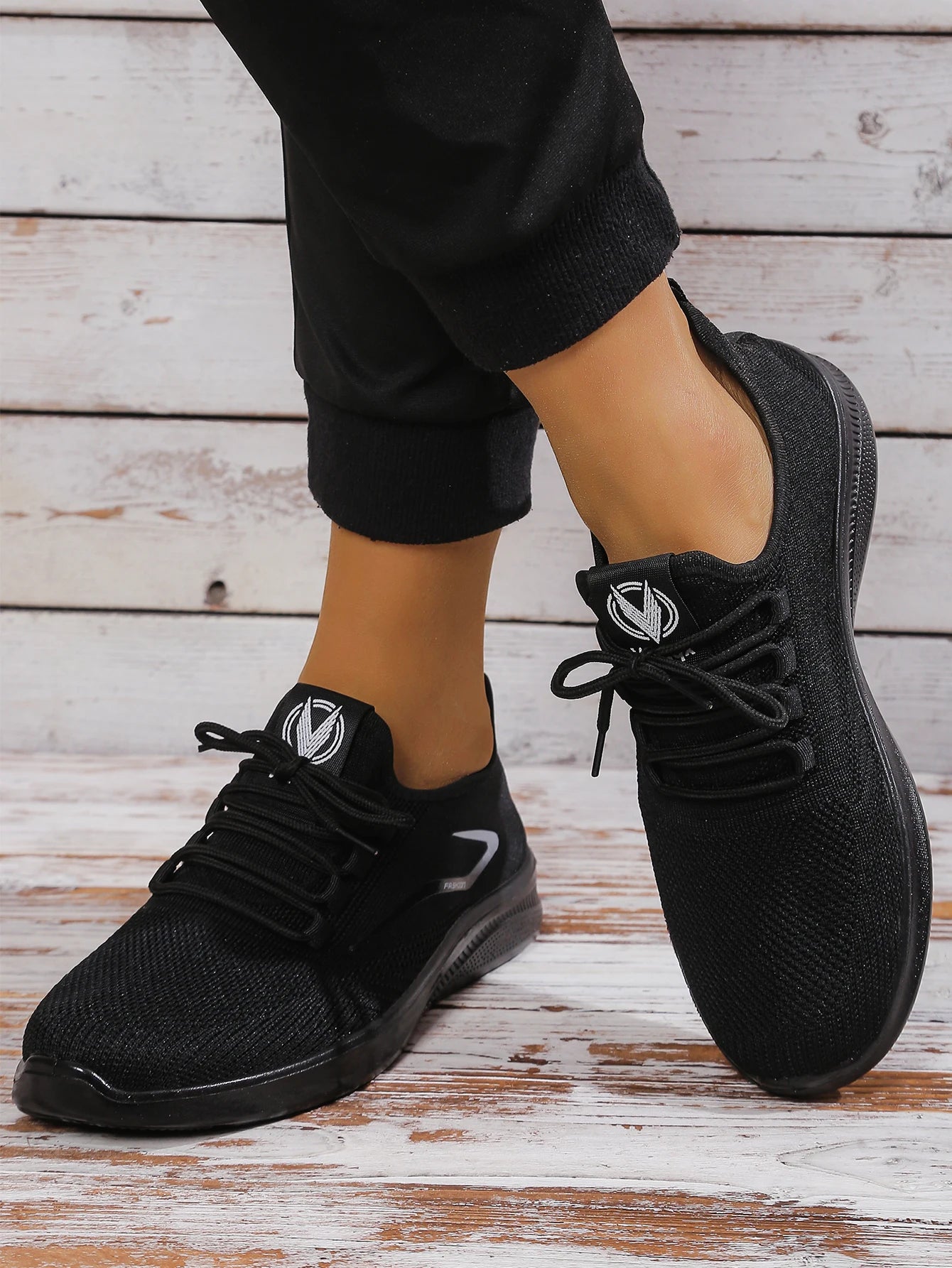 Man Shoes Men's Casual Shoes with Polyurethane Ultra-Light Sole, the Upper Part Fits the Skin Better. Perfect for Summer!