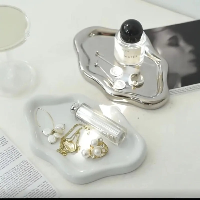 Cloud-Shaped Vanity Tray Plastic Jewelry Plate for Rings Earrings Perfume Keys Cute Unique Cloud Shape Bedroom Decor