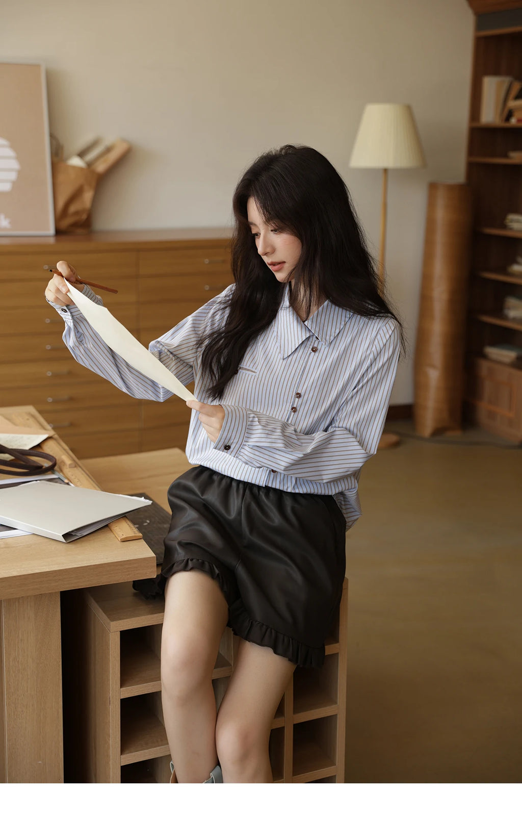 MISHOW Women's Striped Asymmetric Shirt 2025 Autumn New Arrival Vintage Loose Long Sleeve Tops Commuter Woman Clothes MXE42C2375
