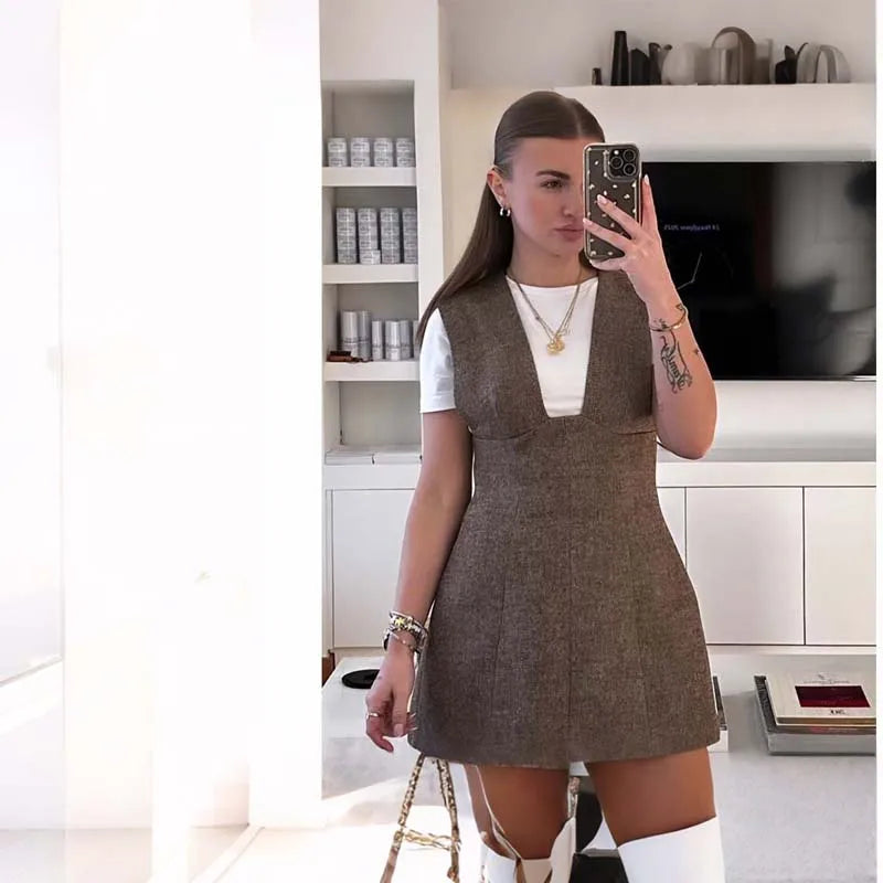 YENKYE High Quality Women Sexy V Neck Sleeveless A-line Mini Tank Dresses Chic Lady Elegant Vestidos