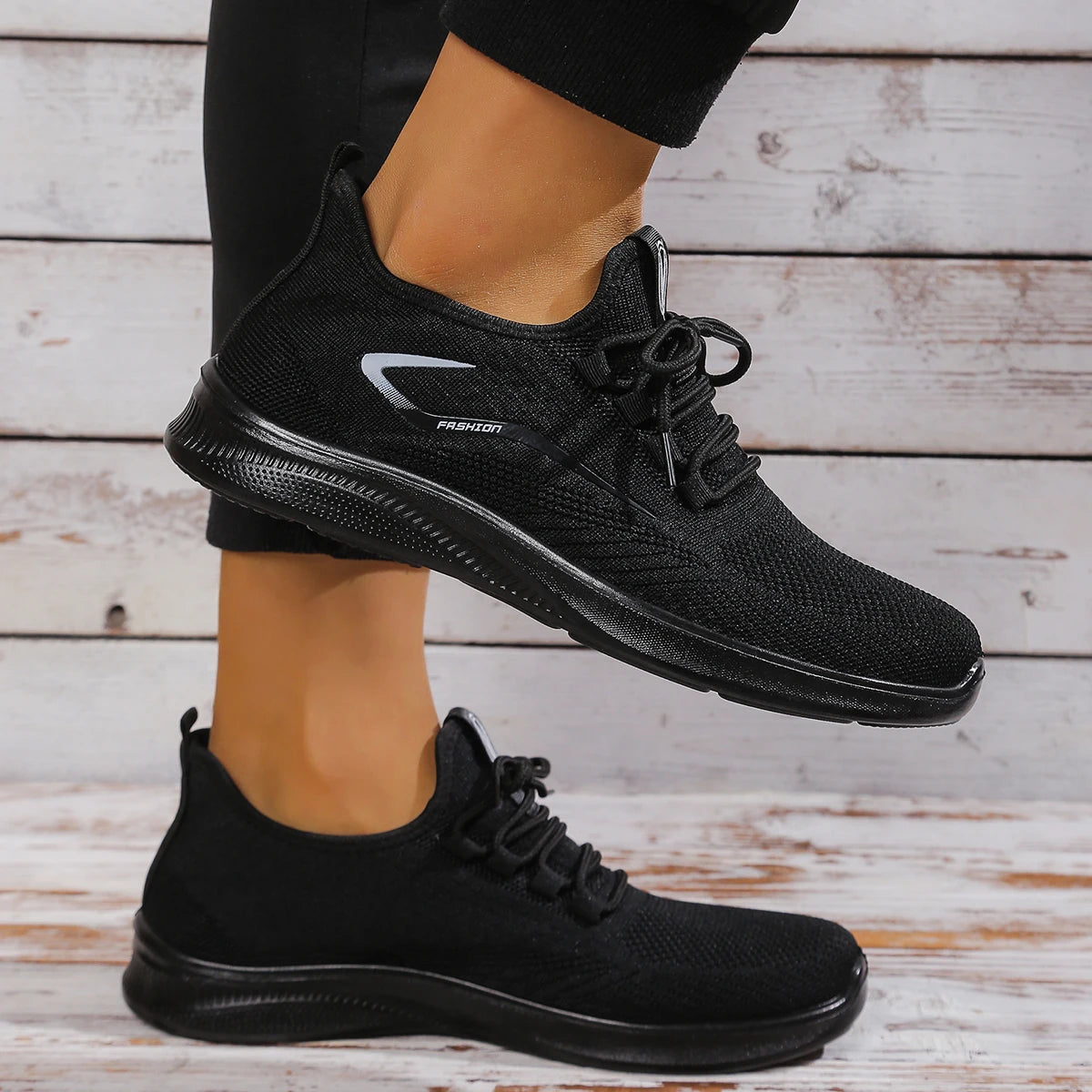 Man Shoes Men's Casual Shoes with Polyurethane Ultra-Light Sole, the Upper Part Fits the Skin Better. Perfect for Summer!