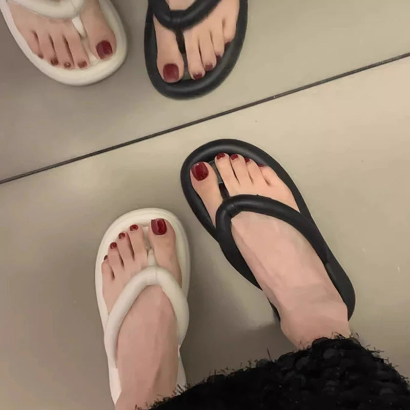 Summer Candy Colors Flip Flops Beach Soft Bottom Flat Slippers for Women Men Outdoor Lightweight Non Slip Flat Slide Sandals