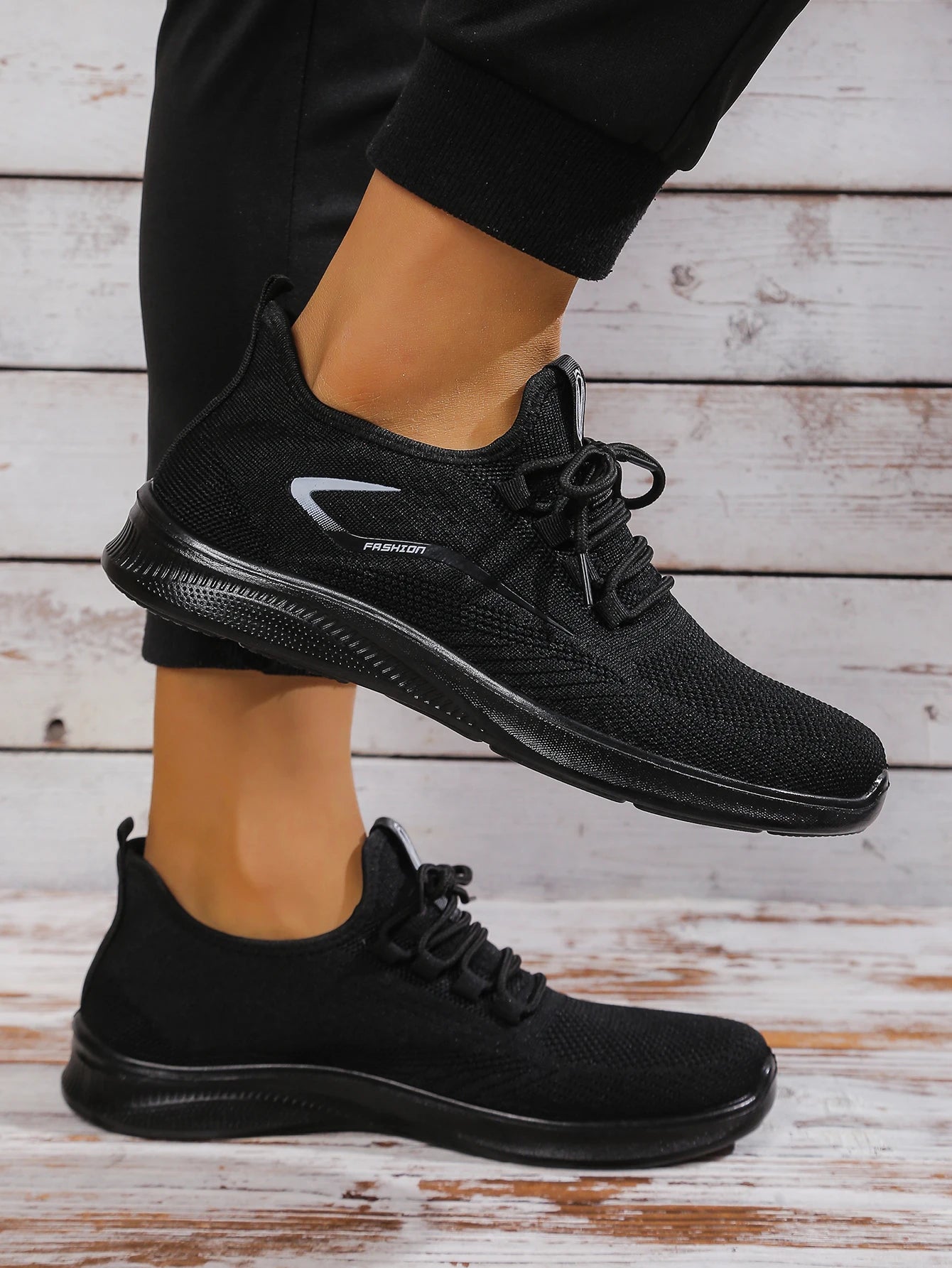 Man Shoes Men's Casual Shoes with Polyurethane Ultra-Light Sole, the Upper Part Fits the Skin Better. Perfect for Summer!