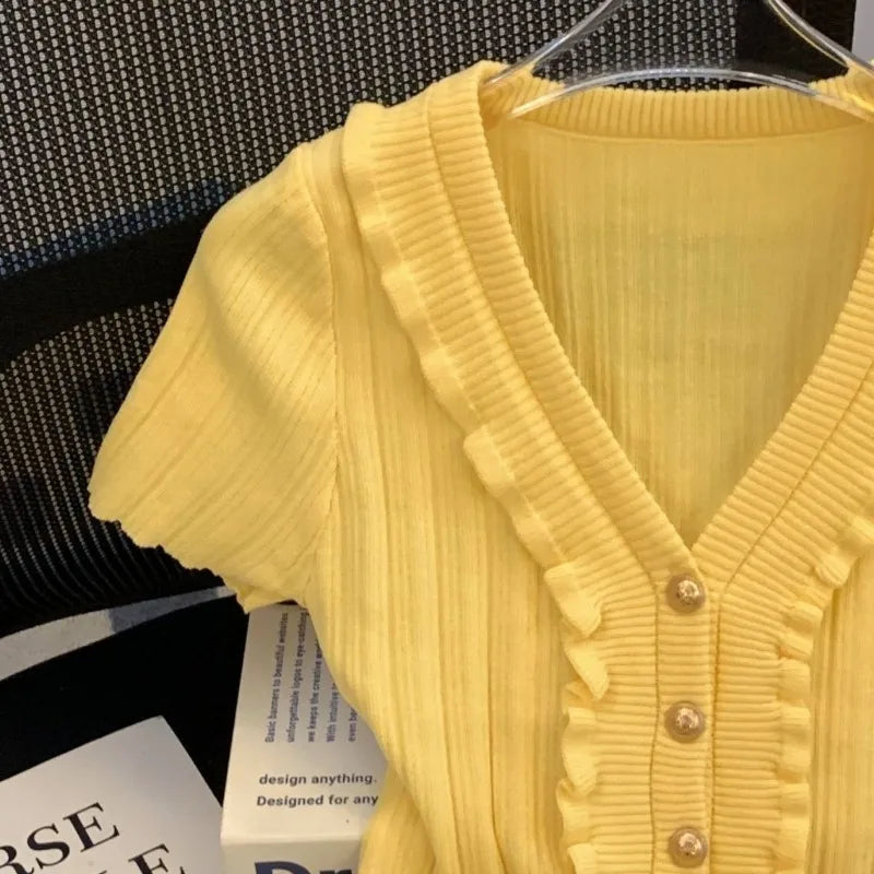 Elegant Ruffle Knit V-Neck T-Shirt