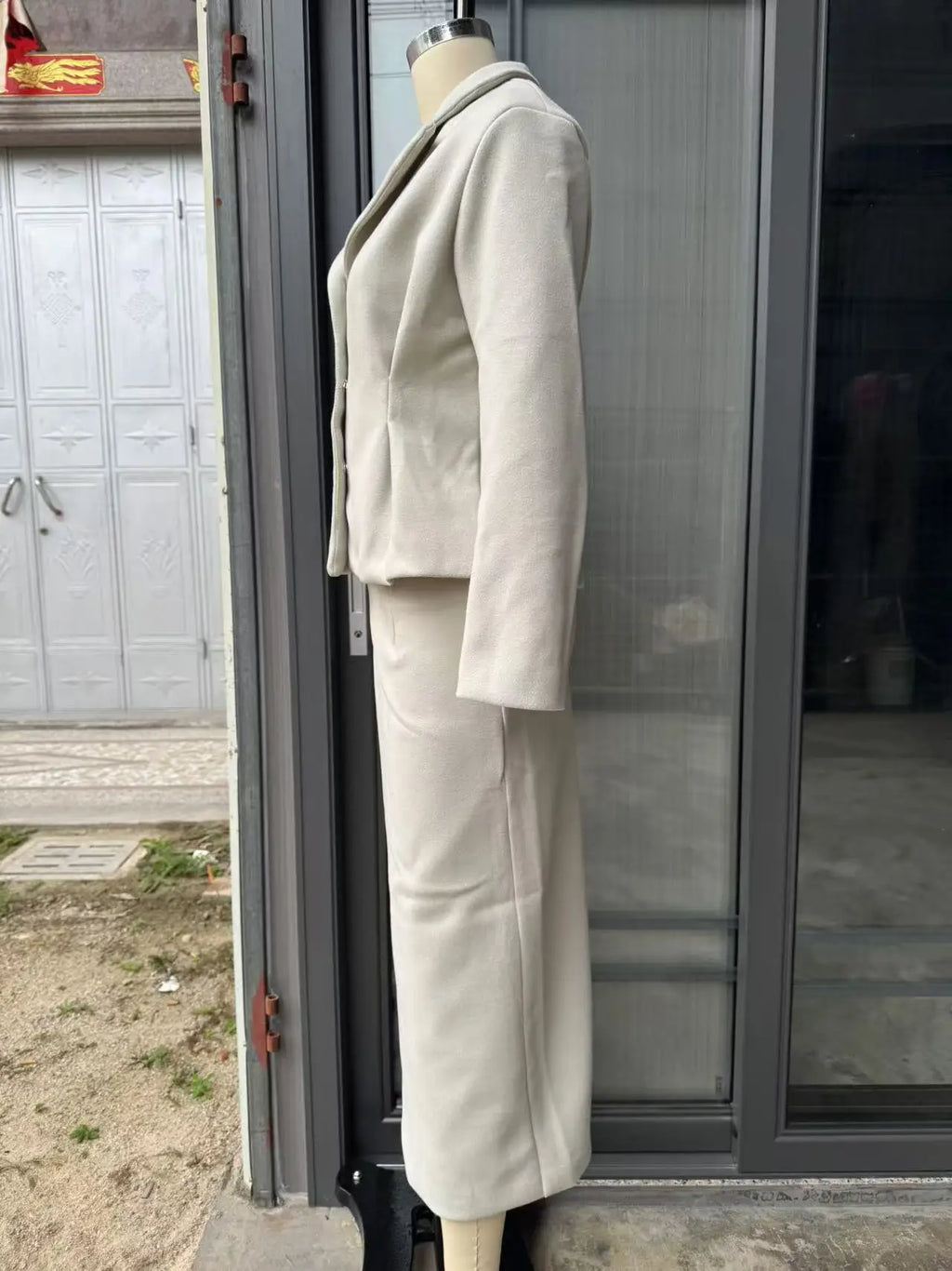 Women's 2025 Spring New European and American Style Suit  Ready to Ship Tailored Waist Blazer & Skirt Set