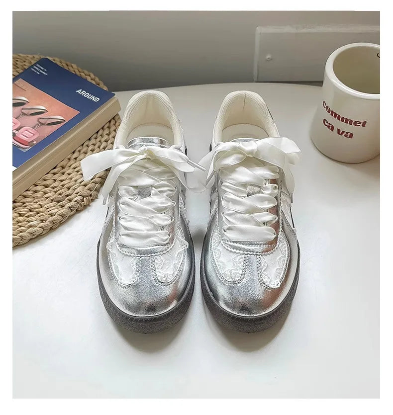 Women's Casual Sneakers Luxury Brand Light Comfortable Walking Shoes for Woman Lace Up Flats Ladies Fashion Designer Shoes