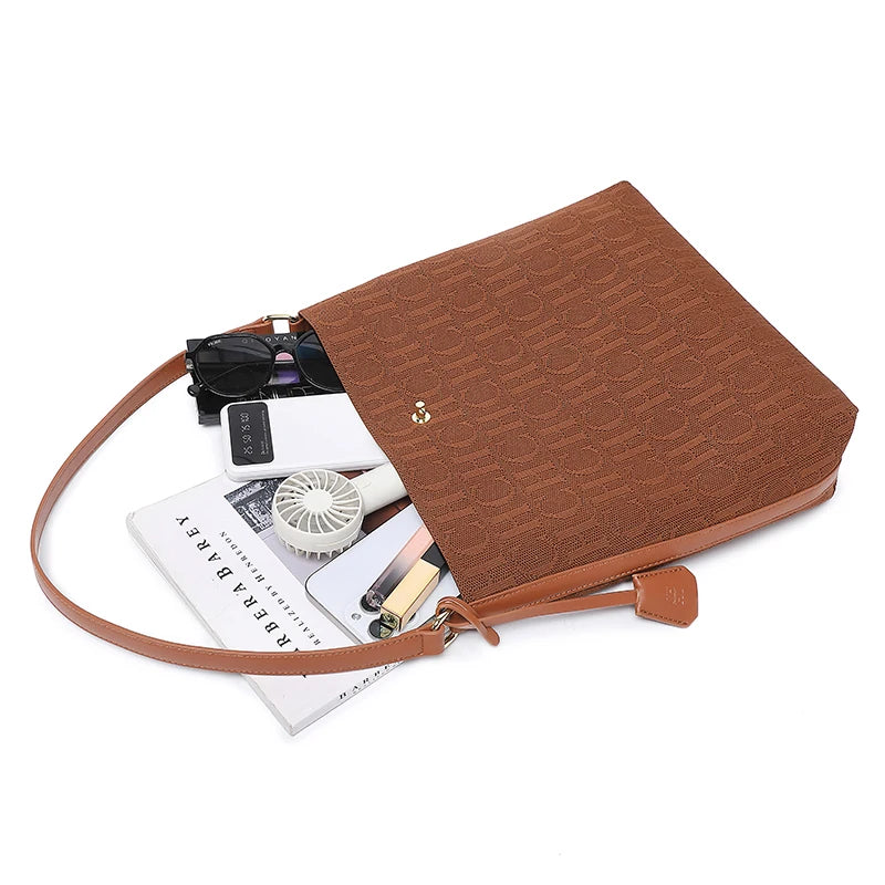 CH Women Hobo Bag Monogram Pattern Gold Lock Hardware Large Capacity 2026 New Shoulder Bag Durable Daily Commute Shopping