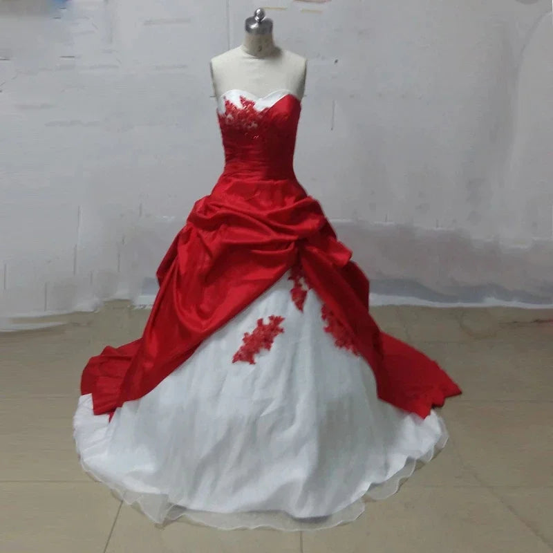 white And Red Wedding Dress Customized Sweetheart Strapless Long Bridal Ball Gown Ruched Vintage black Robe De Mariee