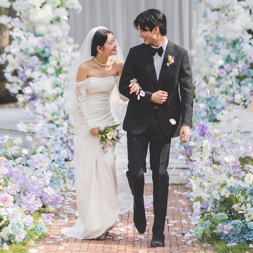 Stunning Colorful Wedding Dress Romantic 3D Flowers Bridal Gown Spaghetti Straps Tulle A Line Floral Bridal Dress TSWD525
